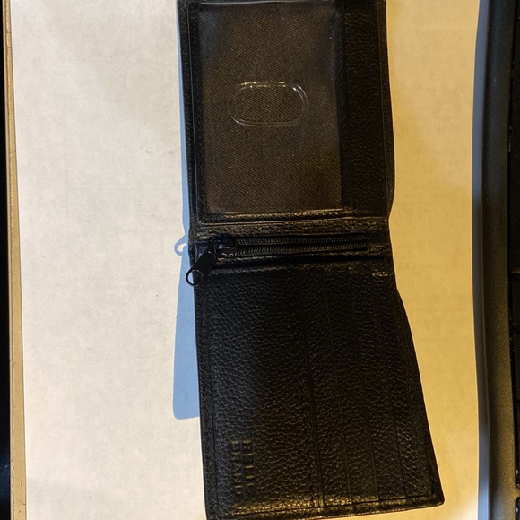 Relic men’s black leather wallet - Picture 2 of 3